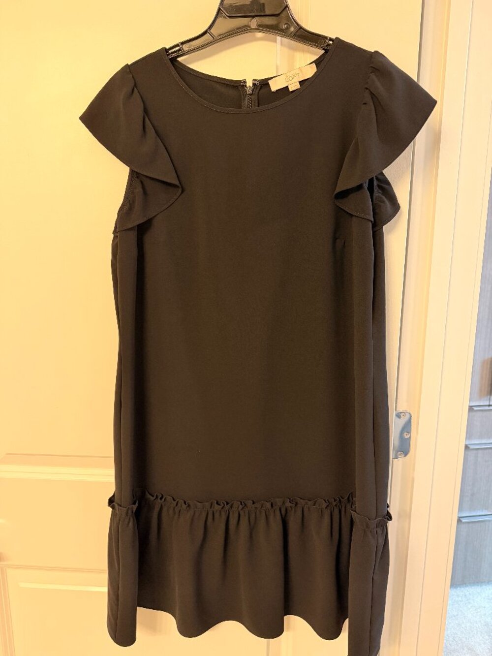 Ann Taylor LOFT Dress